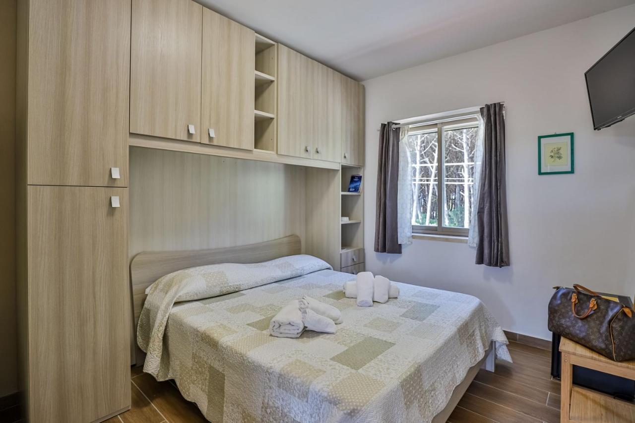 Il Pineto Paestum Food & Rooms מראה חיצוני תמונה