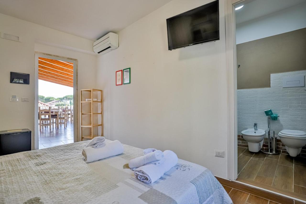 Il Pineto Paestum Food & Rooms מראה חיצוני תמונה