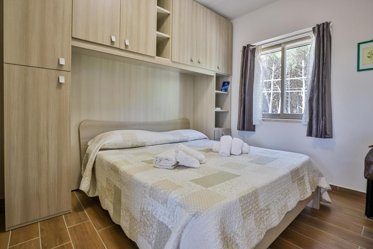 Il Pineto Paestum Food & Rooms מראה חיצוני תמונה