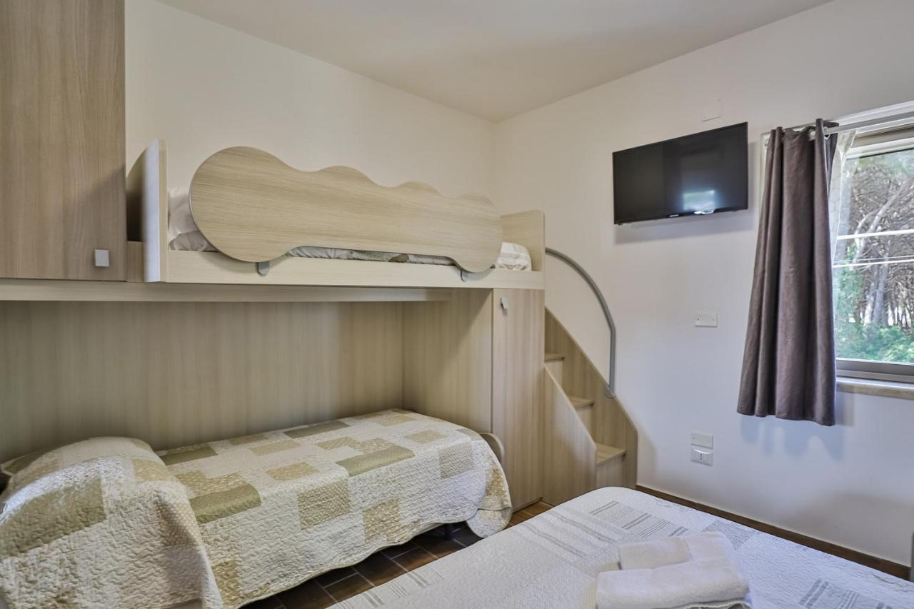 Il Pineto Paestum Food & Rooms מראה חיצוני תמונה