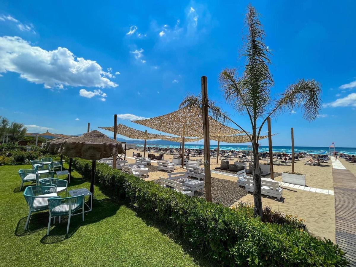 Il Pineto Paestum Food & Rooms מראה חיצוני תמונה